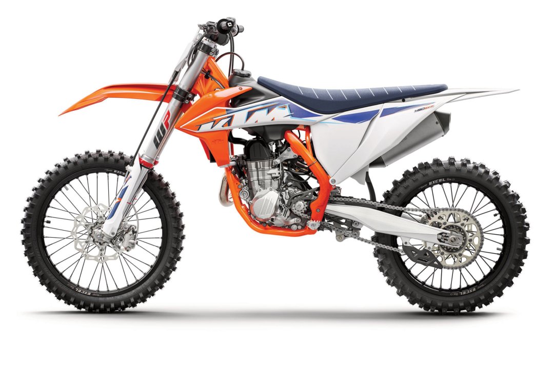 Moto cross KTM 450 SX-F 2022 de couleur orange